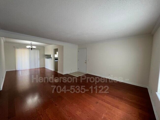 2632 Park Rd Unit H