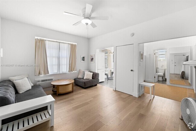 Building Photo - 1005 Meridian Ave Unit 7 Rental