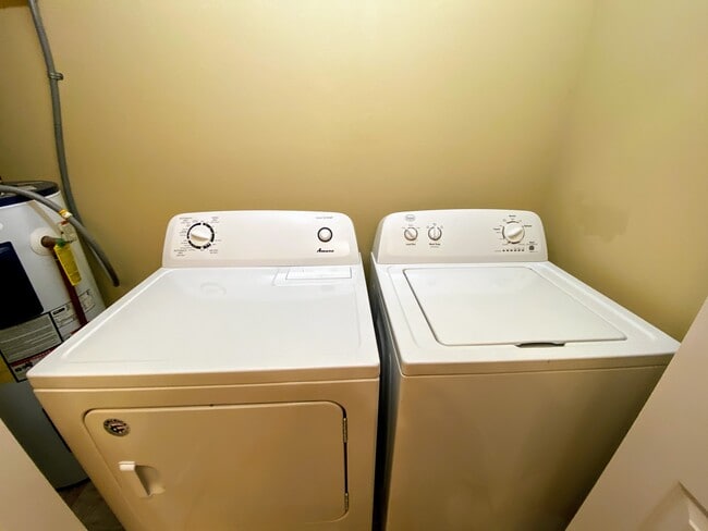 Photo - 2000 Meadow Ct Unidad 212