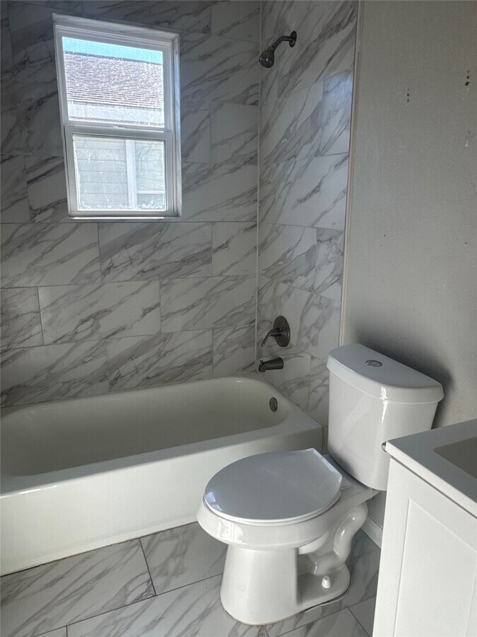 Photo - 432 Dr. Martin Luther King Jr. Dr.