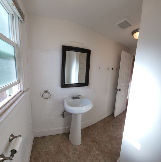 Photo - Jeffrey and Foothill Properties Unit Foothill 316