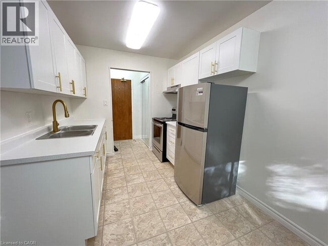 Photo - 475 Parkside Dr Unité 15