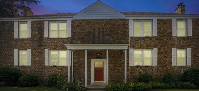 Building Photo - 3608 Jackson St Unit 1 East
