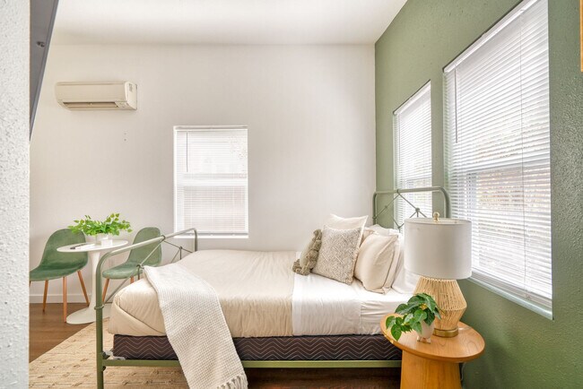 3046 NE Glisan St Unit SI ID1611831P