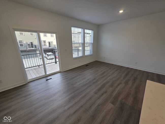 Photo - 4875 Gilet Dr