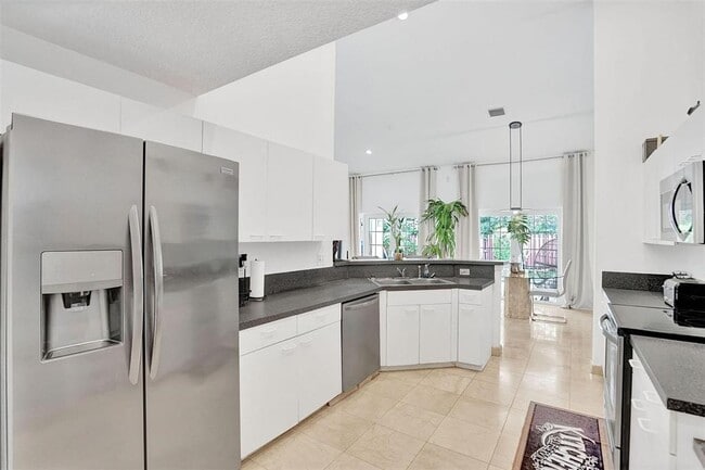 Photo - 6512 NW 54th Ct