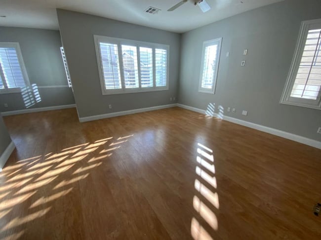 Photo - 9837 Black Mulberry St