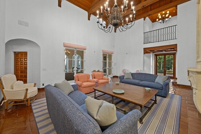 Photo - 240 N Ocean Blvd