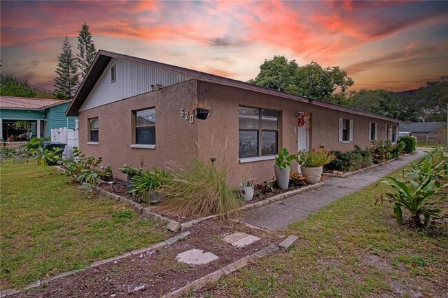 Photo - 520 5th Ave SW Townhome