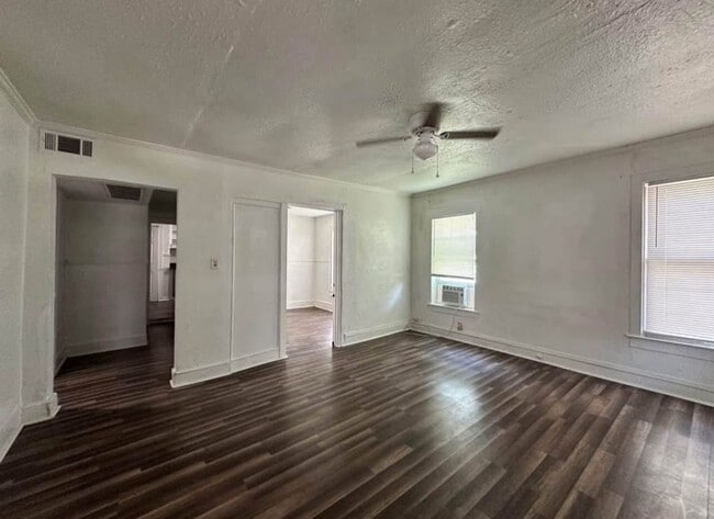 Photo - Cozy 3 bedroom house