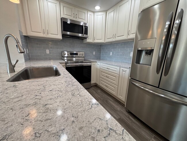 Photo - ****1st Months' Rent Free ***Beautifully remodeled Two bedroom Two Bath Condo in Golden Hills!