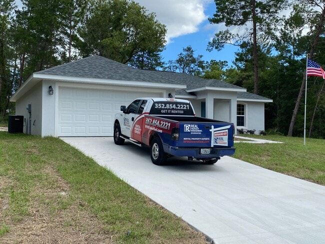 Photo - Desirable SW Ocala Neighborhood 3/2/2 *WON'T LAST*