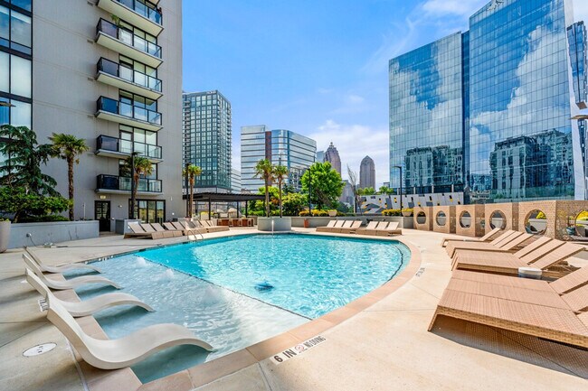 Photo - 1400 W Peachtree St NE Unidad SI ID1351864P