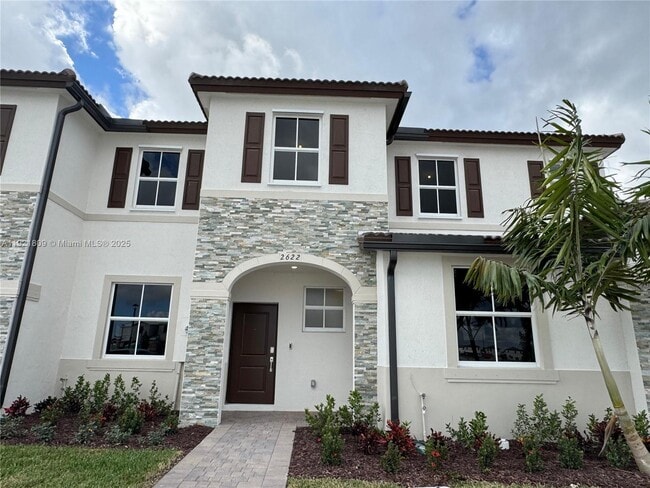 Building Photo - 2622 SE 27th Ct