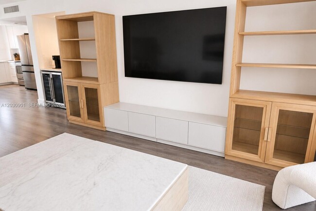 Photo - 1627 Brickell Ave Unit 1005