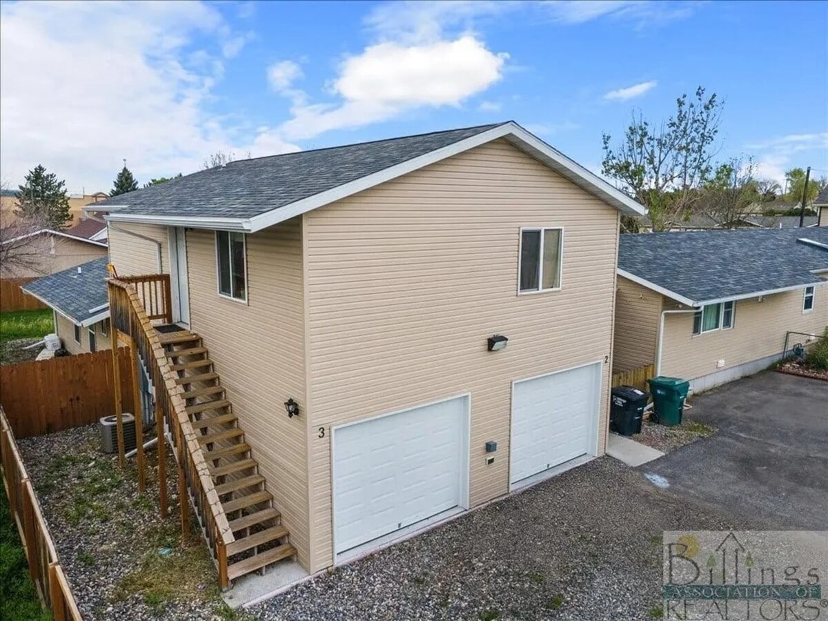 Photo - 722 Lambrecht Ln Unit 2