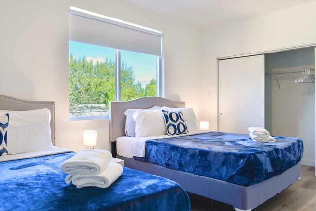 Photo - 171 NW 158th St Unidad FL1-ID1022250P