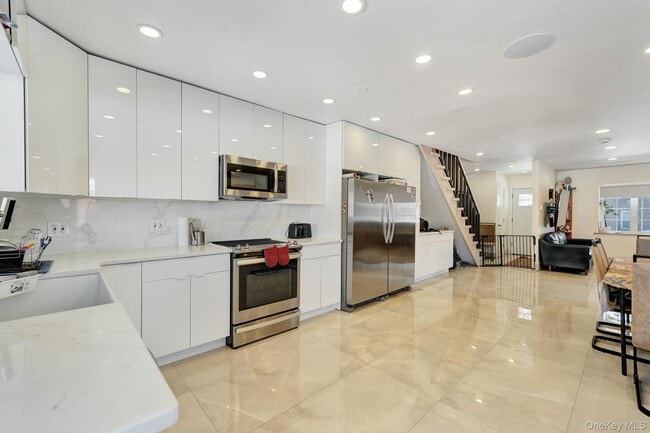 Photo - 1701 Burnett St