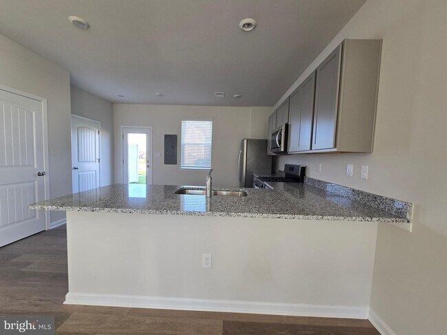 Photo - 10935 Farmerfield St