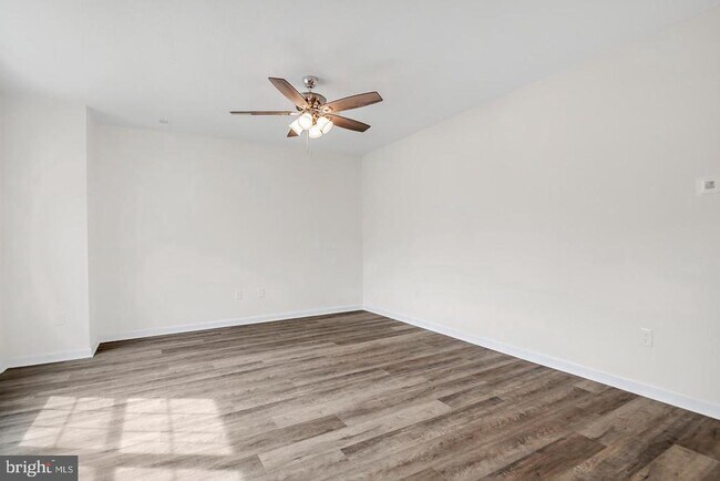 427 Valor Way