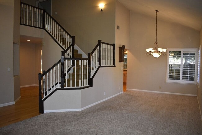 Photo - 134 Briggs Ranch Dr