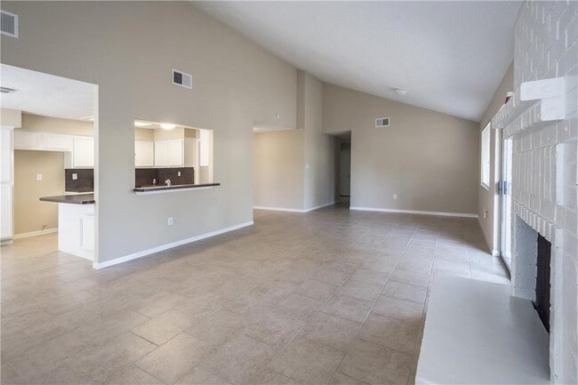 20010 Ft Dodge Dr