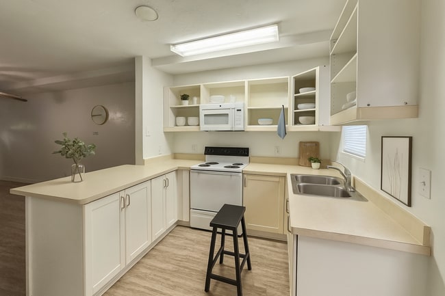 Photo - One Bedroom Mother In Law Suite