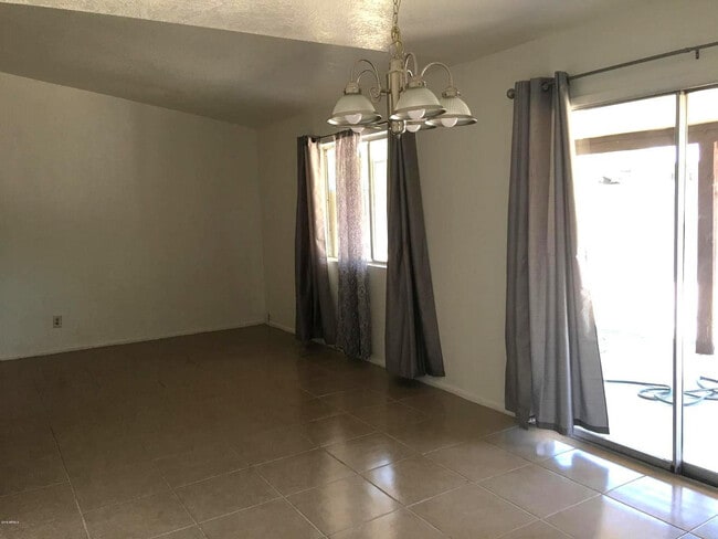 Photo - 2813 N Evergreen St