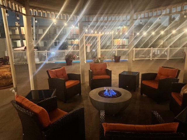 Sun Harbour Apartments