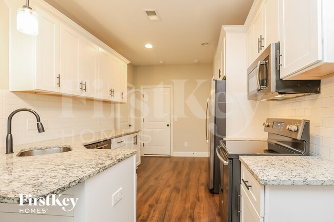 Photo - 784 Jersey Dr