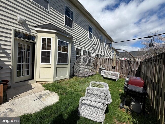 Photo - 308 Quinton Oaks Cir