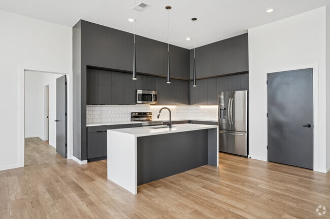 2BR, 2BA - 1,495SF - Kitchen