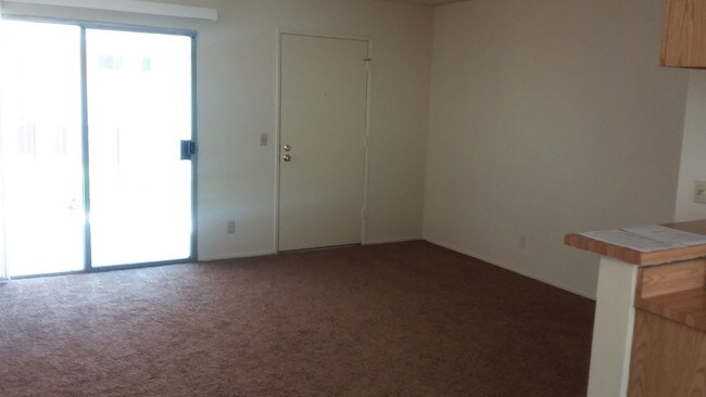 Sala de estar - 16808 Sherman Way