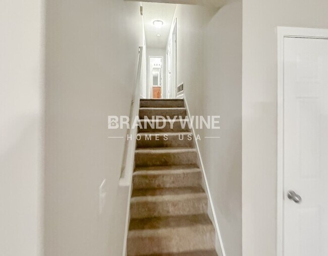 Photo - 700 Newport Dr