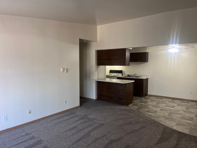 Photo - Forestview Ct. Apartments