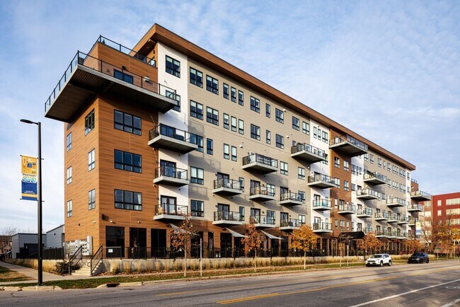 The Metropolitan - The Metropolitan - Floors 4 - 6 Apartments
