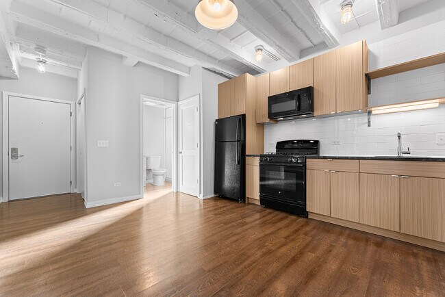 Photo - 5718 N Winthrop Ave Unidad 512