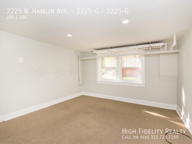 Photo - 2225 N Hamlin Ave Unit 2225-G