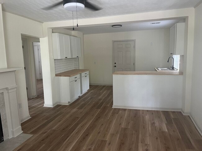 Photo - 1815 Jenkins St