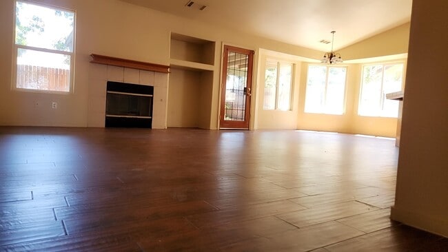 Photo - 1659 W Cheryll Ave