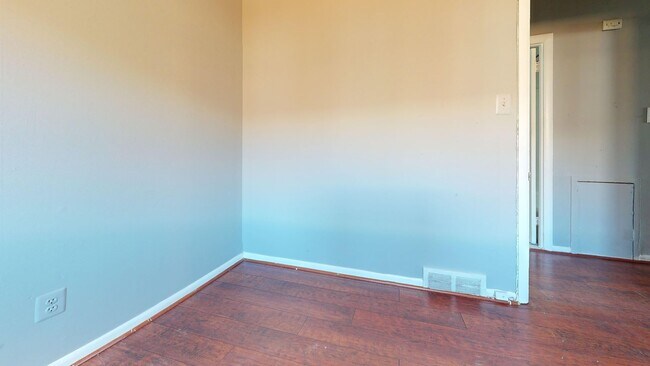 Photo - 2037 Beyer Ave Unidad 2F