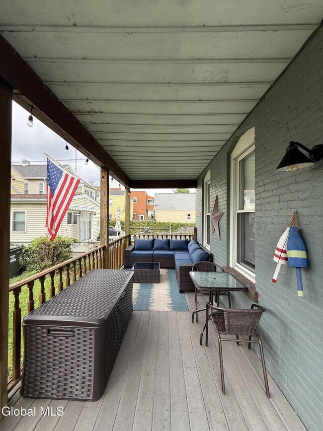Photo - 105 Hudson Ave Unit 1