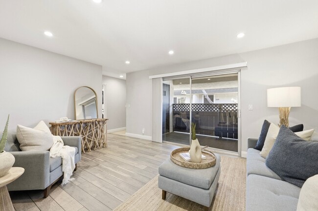 3535 Madison Ave Unit 226