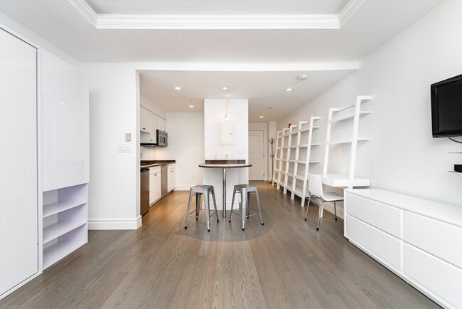 Photo - 1 Huntington Ave Unit 311