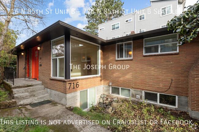 Building Photo - Charming 2 bed minutes from Green Lake Unit 716 N 85th St  B Seattle Rental