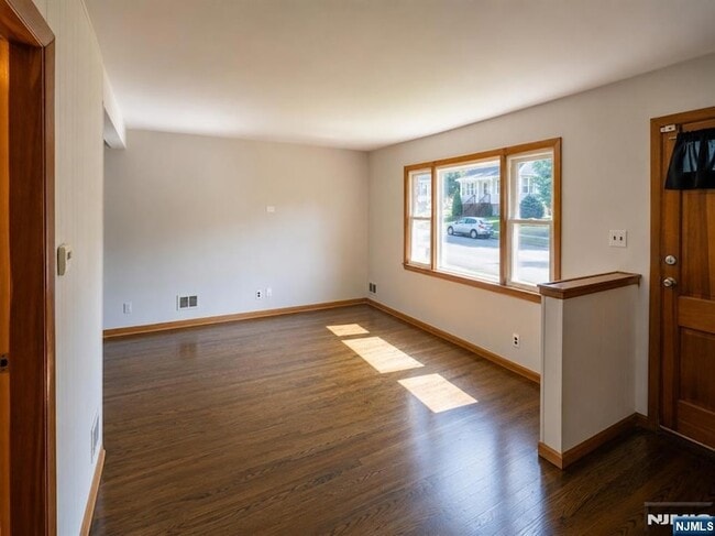 432 Hamilton Pl