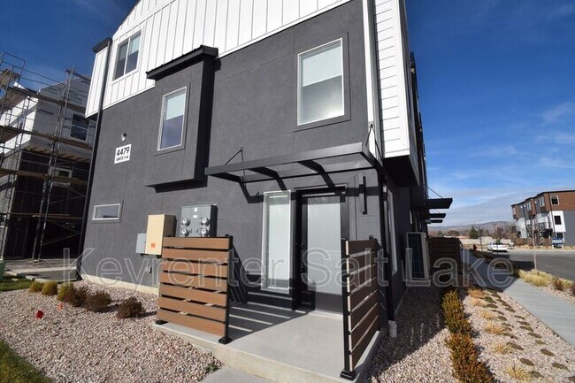 Photo - 4479 S 500 E Unit 4479 South 500 East 4