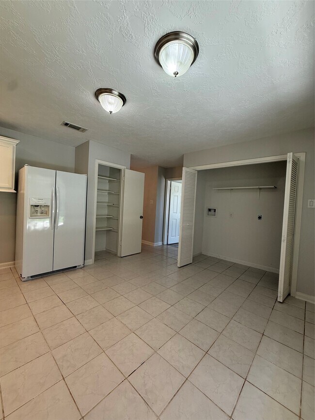 Photo - 9503 Homeland Dr