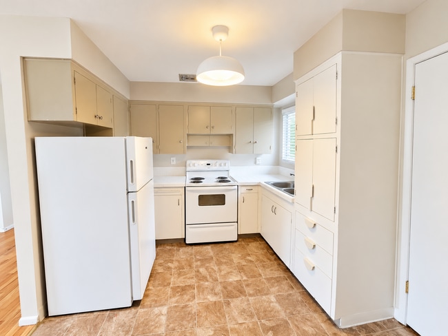Photo - 4412 SE 57th Ave