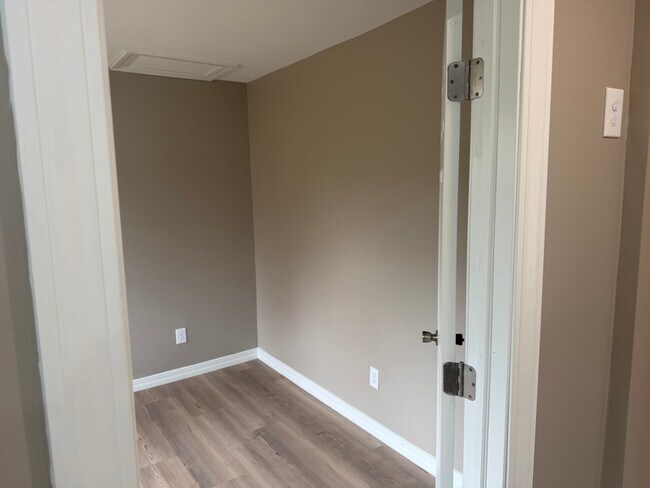 Photo - 1615 Lawton Ave